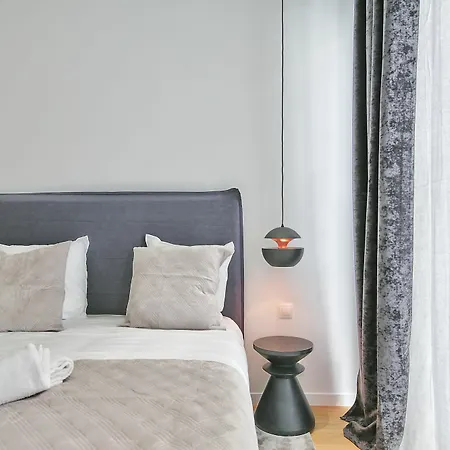 Apartment 69 - Authentic Parisian