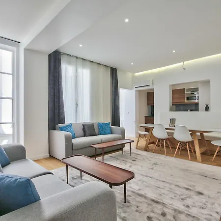 69 - Authentic Parisian Apartment