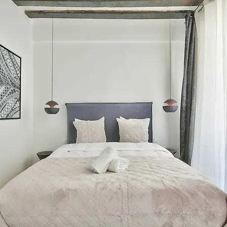 69 - Authentic Parisian Apartment *
