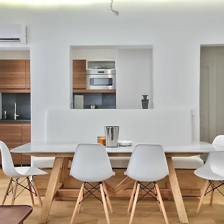 69 - Authentic Parisian * パリ